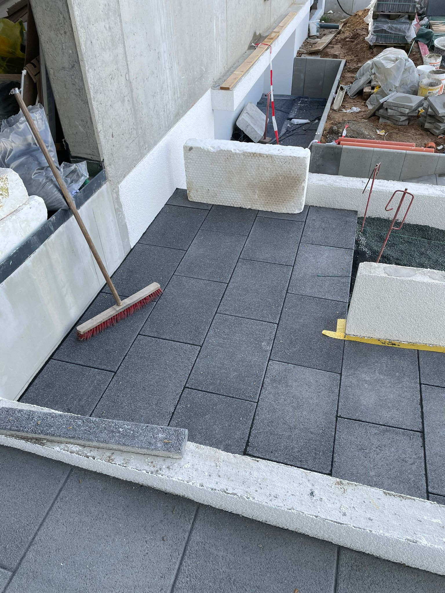 Stein- und Pflasterarbeiten